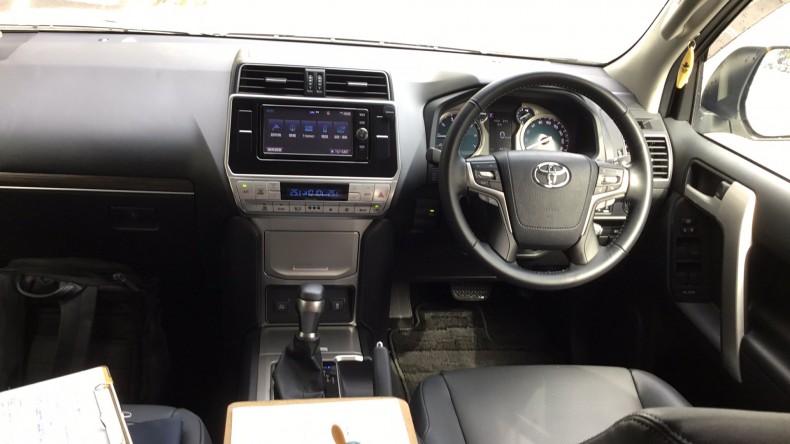 内装インパネ全体