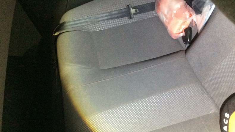 内装後方シート