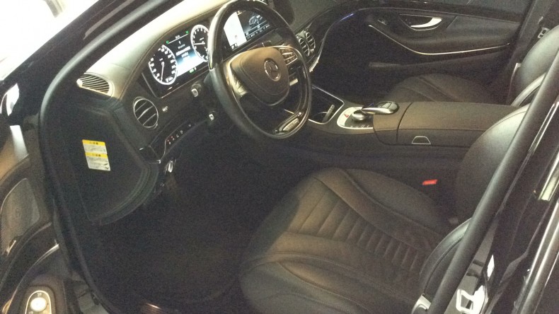 内装前方シート