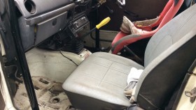 内装後方シート