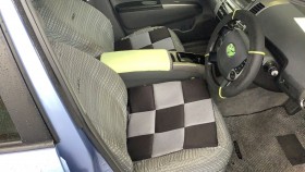 内装前方シート