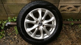 タイヤホイール前