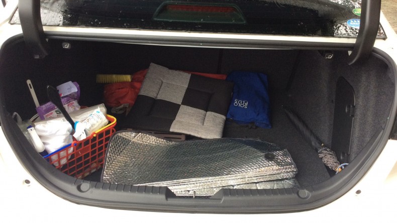 内装トランク