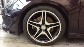 タイヤホイール前