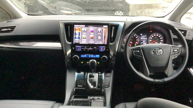 内装インパネ全体