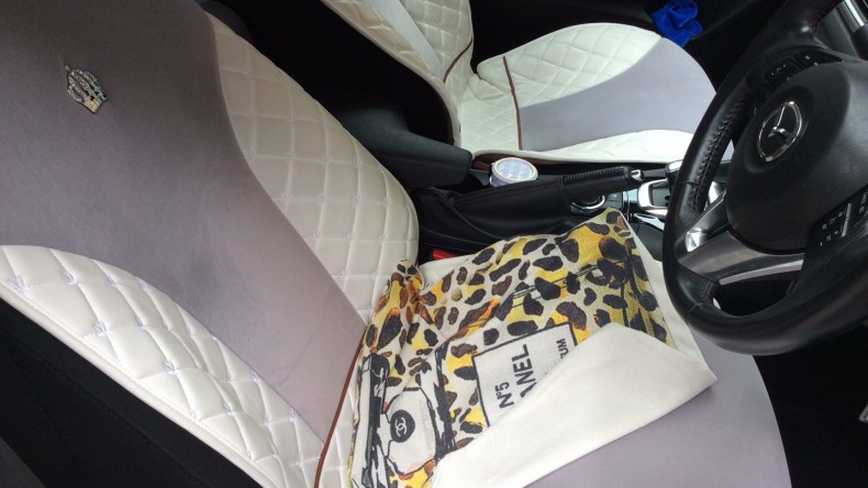 内装前方シート