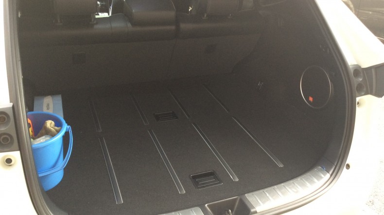 内装トランク