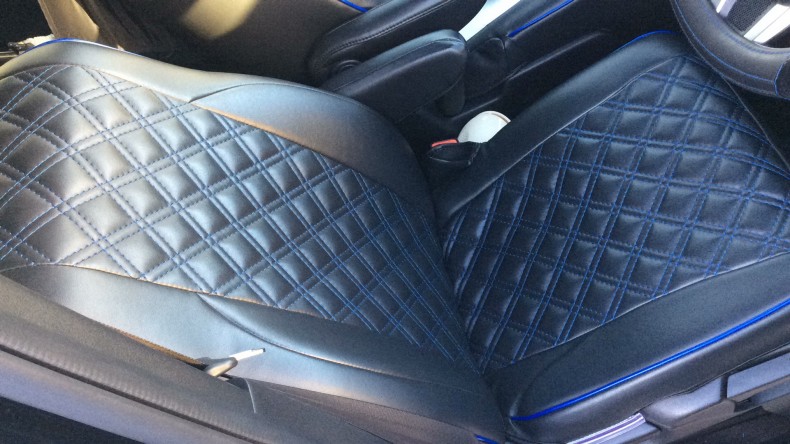 内装前方シート