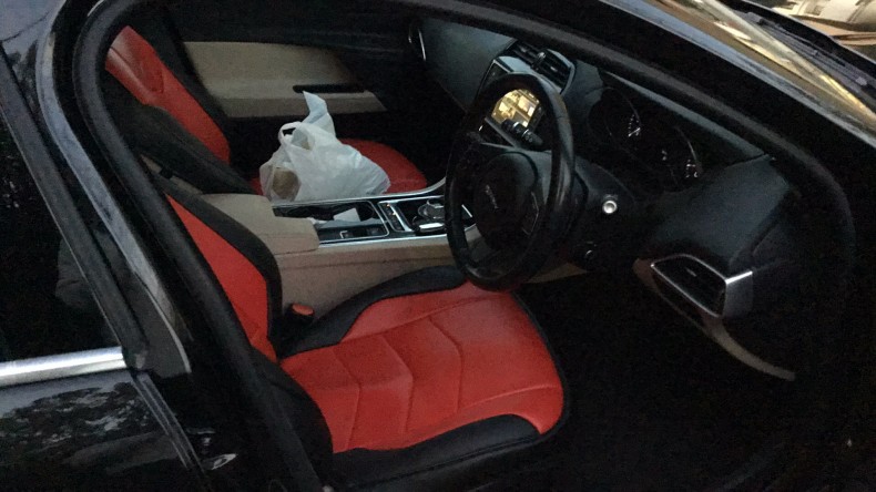 内装前方シート