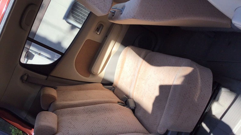 内装後方シート