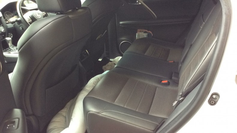 内装後方シート