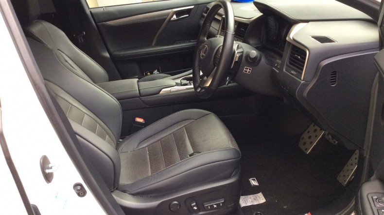 内装前方シート