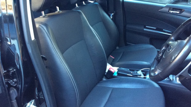 内装前方シート