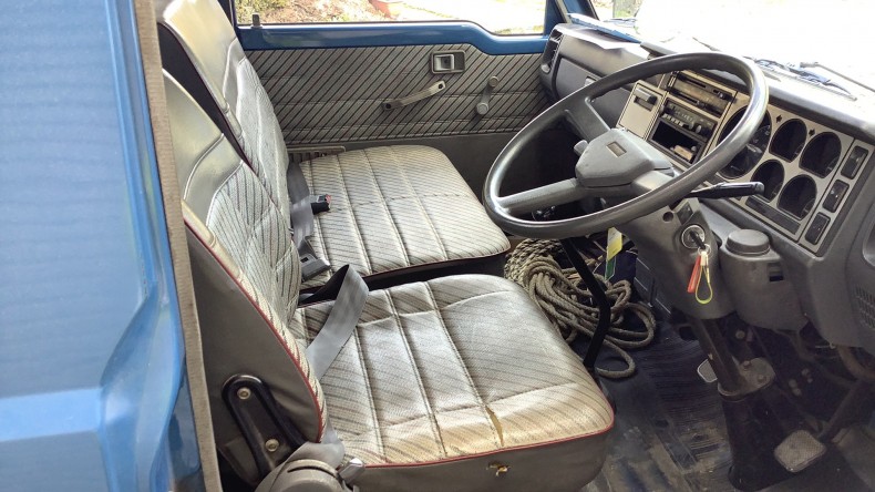 内装前方シート