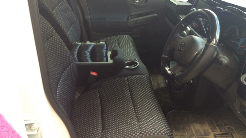 内装前方シート