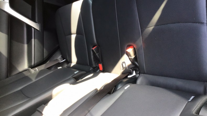 内装後方シート