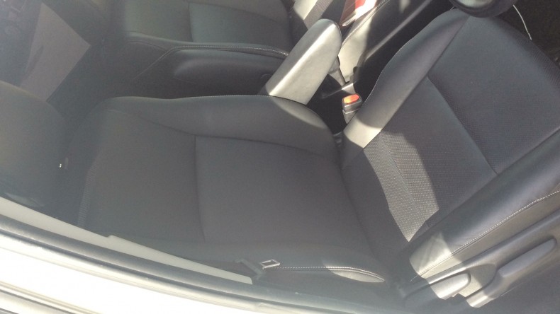 内装前方シート