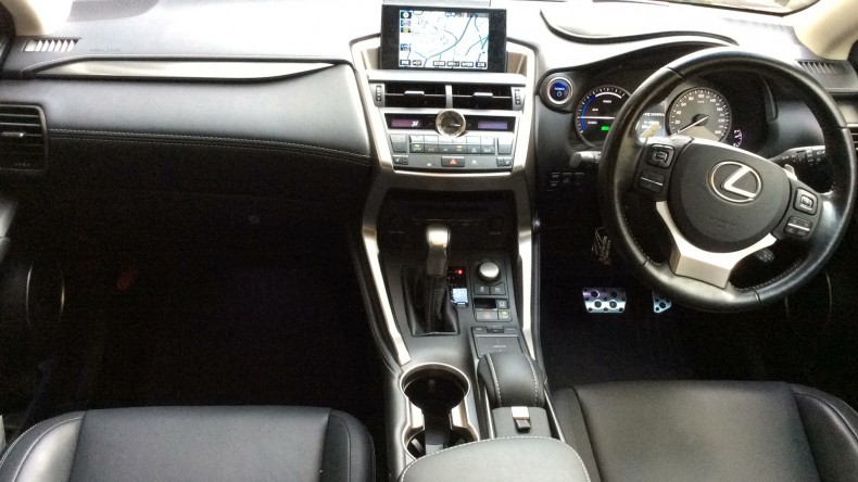 内装インパネ全体