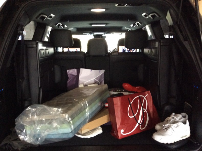 内装トランク