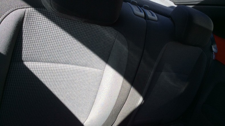 内装後方シート