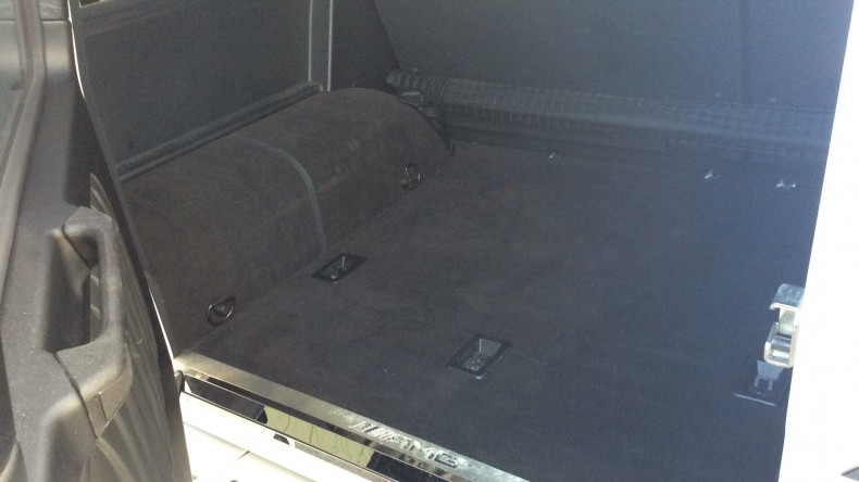 内装トランク