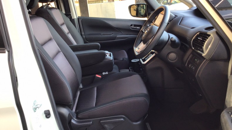 内装前方シート