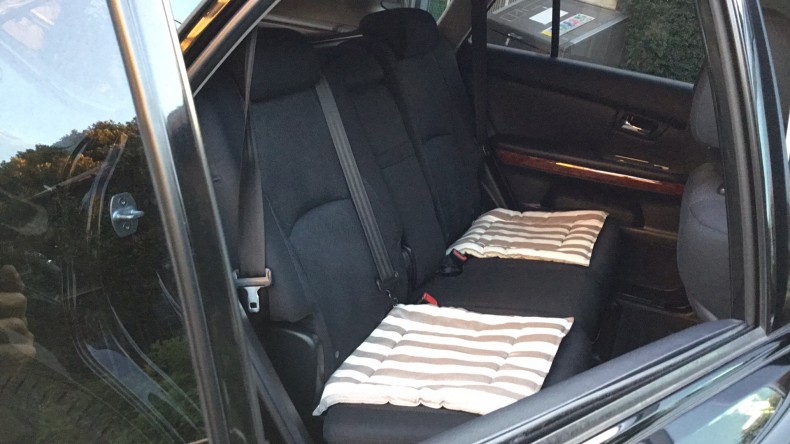 内装後方シート