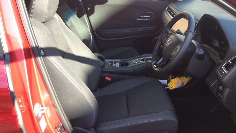 内装前方シート