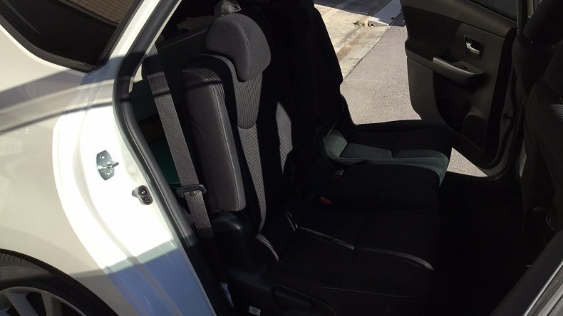 内装後方シート