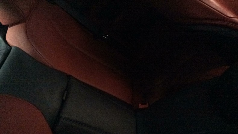 内装後方シート