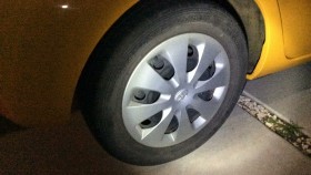 タイヤホイール前
