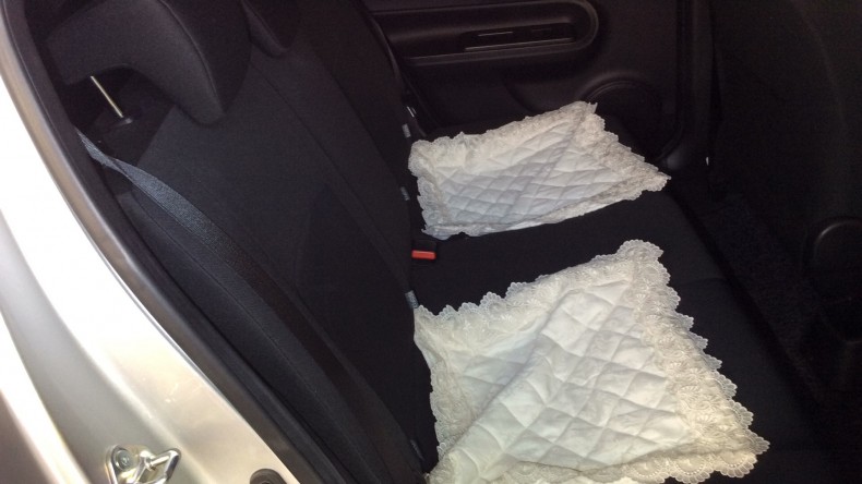 内装後方シート