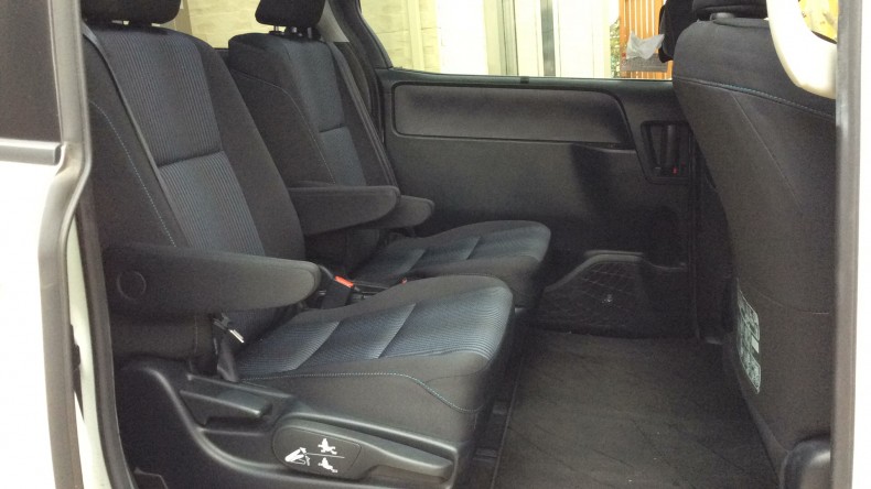 内装後方シート