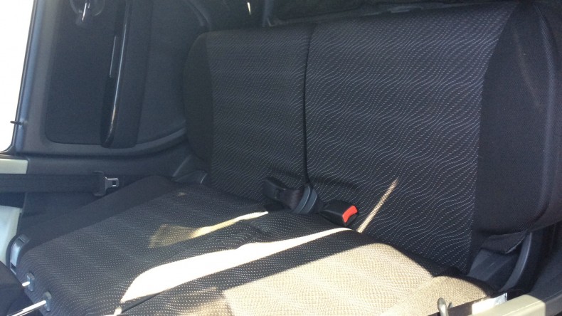 内装後方シート