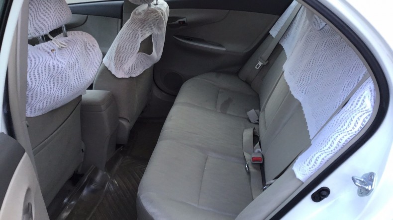 内装後方シート