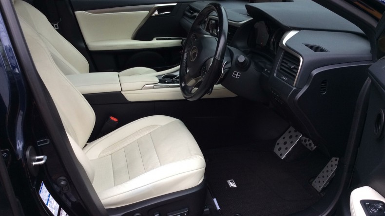 内装前方シート