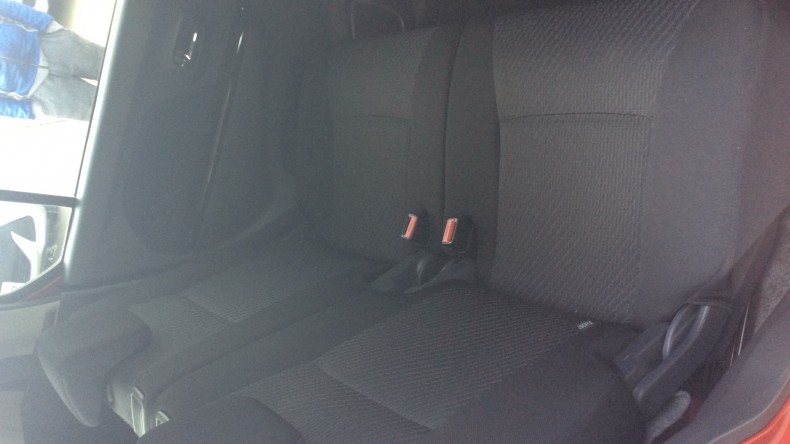 内装後方シート