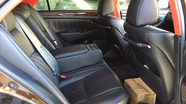 内装後方シート