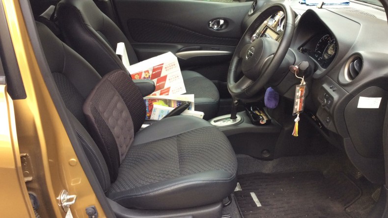 内装前方シート