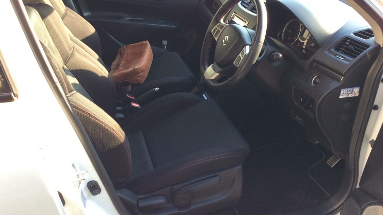 内装前方シート