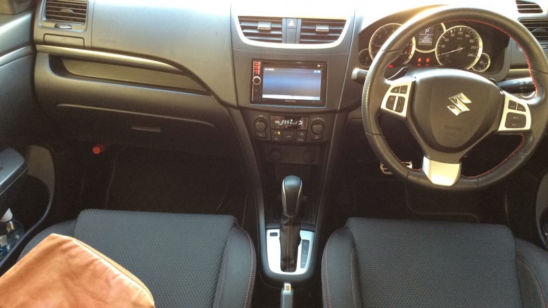 内装インパネ全体