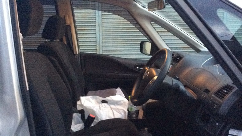 内装前方シート