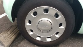 タイヤホイール前