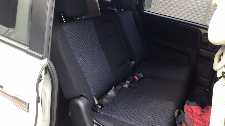 内装後方シート