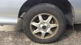 タイヤホイール前