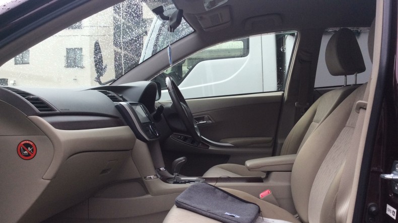 内装前方シート