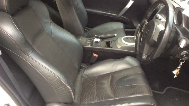 内装前方シート