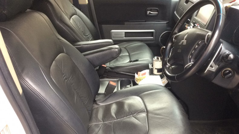 内装前方シート