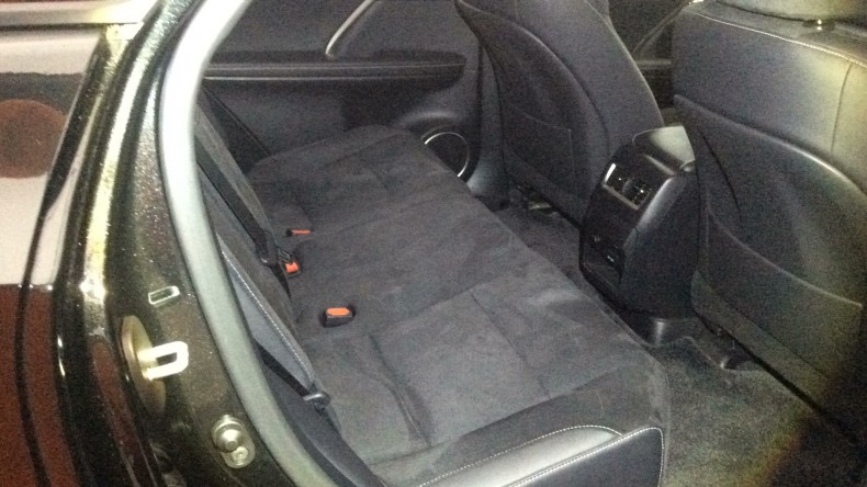 内装後方シート