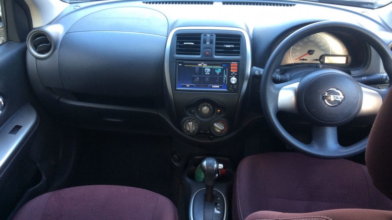 内装インパネ全体